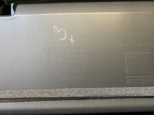 AUDI A4 8W B9 passenger compartment of the passenger 8W1857035
