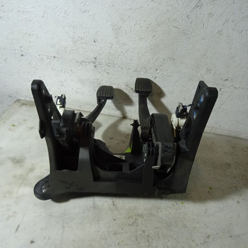 OPEL ASTRA K 1.6CD Pédale embrayage pedales Frein 39094151