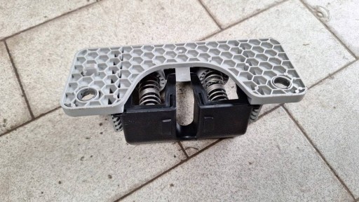 RYGIEL bracket ZAMYKANIA bonnet MEGANE V E-TECH 905707436R