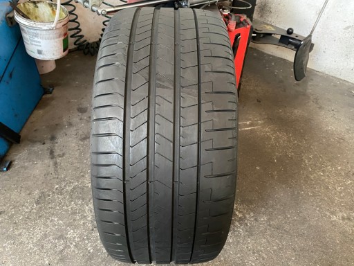 tyre letnia 275/40R19 105Y Pirelli P ZERO 5,5mm 2024r