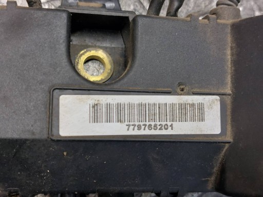 bundle OKABLOWANIE of the engine BMW E90 318d 2.0 D 779682801 779765201