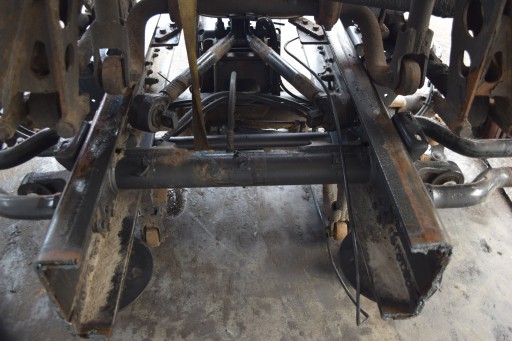 Управляемый, с подъемной осью man tgx tgs tga