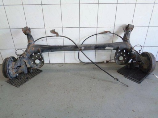 OKL568 - Toyota yaris iii 2015 задний мост 32 тыс. км пробег