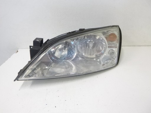 light front Ford Mondeo III 04r.