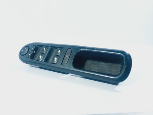 interrupteur bouton panel vitre gauche avant 96468704XT Peugeot 407 04-10