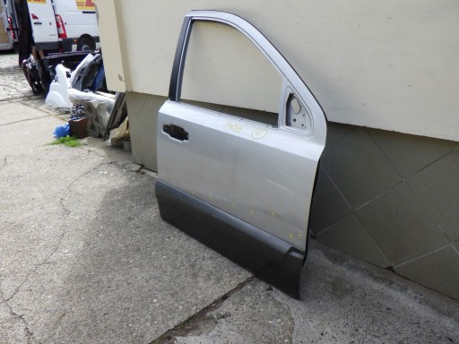 KIA SORENTO 02- door right front