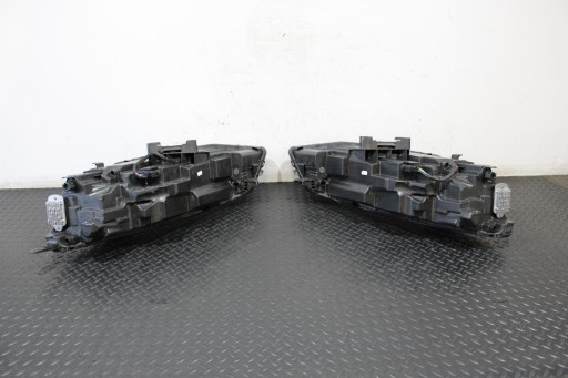 light lights front front FORD KUGA MK3 LV4B-13E017-AS LV4B-13E016-AS