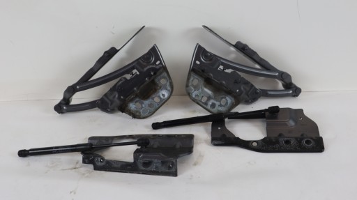 ПЕТЛІ КАПОТА RANGE ROVER VELAR L560 J8A2 16678 AA, J8A2 16679 AA,