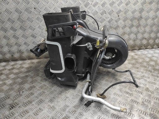 1248304862 - Корпус обогревателя + воздуходувка MERCEDES W124 E200