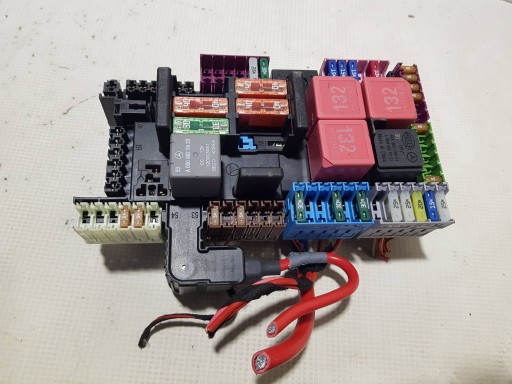 Module fusibles Mercedes C W205 A2059068501