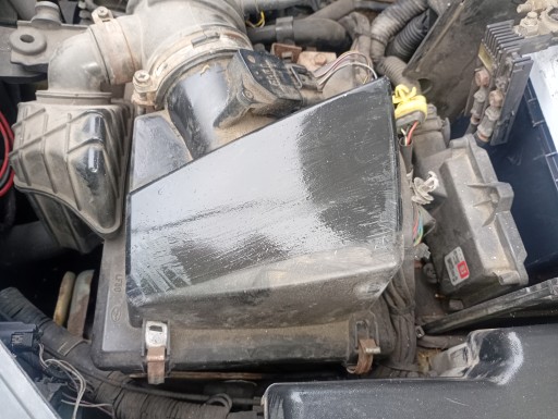 cover of a filter, air Mazda 5 V 05-10 1.8 16V