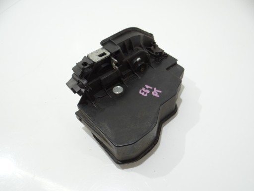 zár ajtó jobb far BMW E61 7167070 7 PIN
