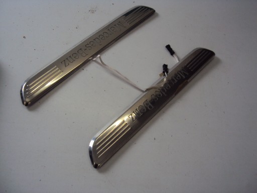 A2056800535 - БІЧНІ СПІДНИЦІ MERCEDES GLC COUPE FL 19-