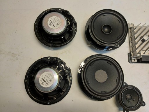Ford Explorer VII R2KB amplifier speakers running board 11N035456