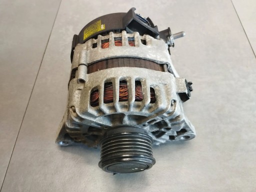 Hyundai ix35 1.7 CRDI alternator 37300-2A650