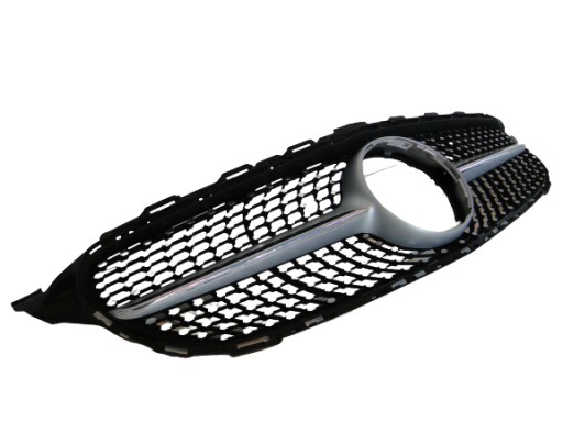 A2058881260 - Решітка MERCEDES C CLASS 205 W205 AMG