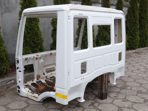 IVECO EUROCARGO III 08-15 ЧЕТВЕРТЬ КАБИНЫ ЛЕВАЯ ЗАДНЯЯ