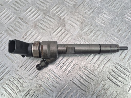 BMW 3 E90 E91 320d N47D20A iniettore 7798446