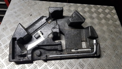 MERCEDES W203 staffa ZESTAWU NAPRAWCZEGO chiave