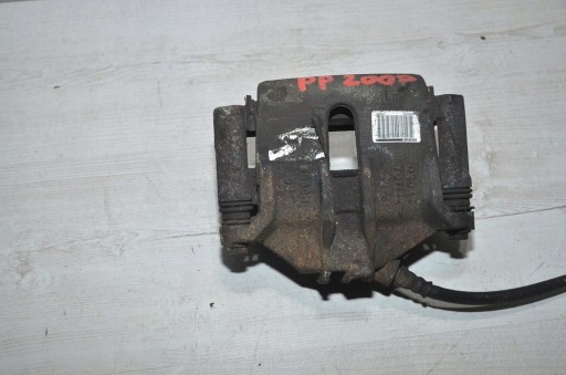 caliper right front Peugeot 2008 14r