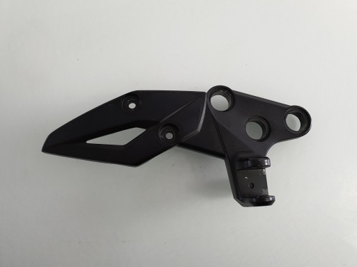 298876 - F896 SUZUKI GSXS 750 SET правое крепление