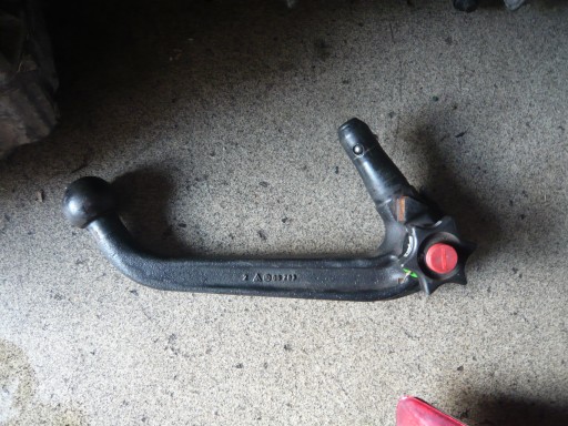 Знімний фаркоп Volvo V70 II