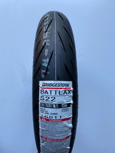 Шини Bridgestone BATTLAX S22 120/70/17 120 / 70ZR17