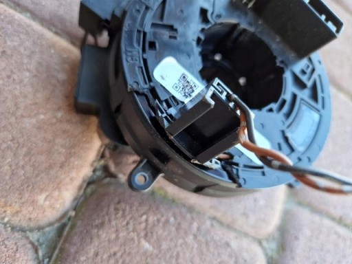 ring airbag grzana kiera Opel Meriva B Zafira C 23209882