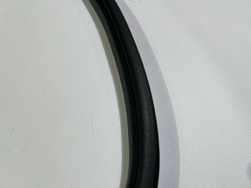 rubber gasket left door rear part tylnych of left Dodge Durango 2014