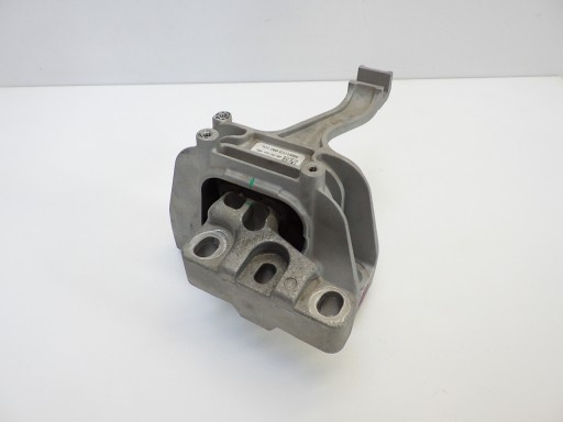 5Q0199262BP - VW TIGUAN II 2.0 TDI 2021 ПОДУШКА ЛАПЫ ДВИГАТЕЛЯ