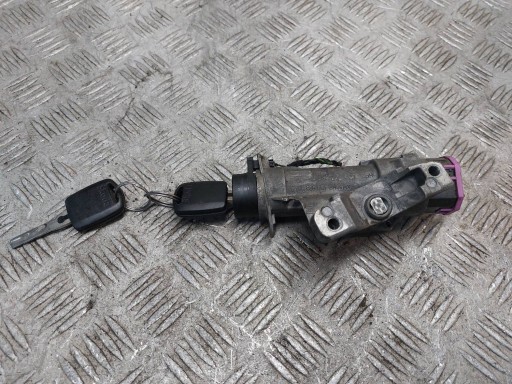ignition Z KLUCZYKIEM 2 KLUCZYKI SKODA FABIA and 4B0905851C
