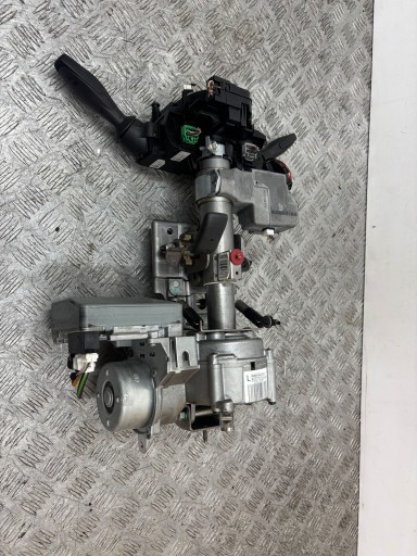 WSPOMAGANIE elektromos FORD FIESTA MK7 8V513C529AP