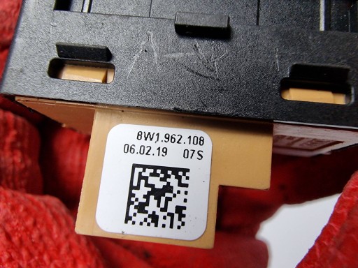 button 8W1962108 AUDI A4 B9