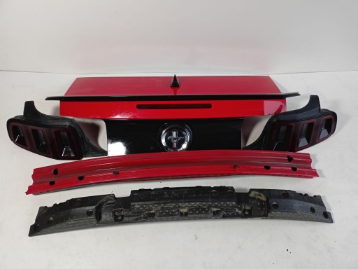 DR33-17E899 - FORD MUSTANG V 13-14 АМОРТИЗАТОР ЗАДНЬОГО БАМПЕРА ПІНА