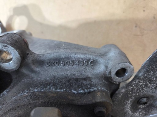 Porsche Macan (95B) Audi Q5 8R otoč zadní levá 8R0505435C (A309)