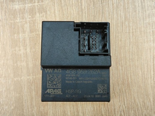 (N.52) - Оригінальний модуль щиток спойлер контролер audi a7 c7 lift 4g8959252a 26km