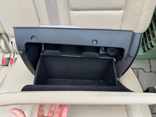 JEEP GRAND CHEROKEE IV WK2 /lift passenger compartment plato consoles of the dashboard of the passenger JASNY