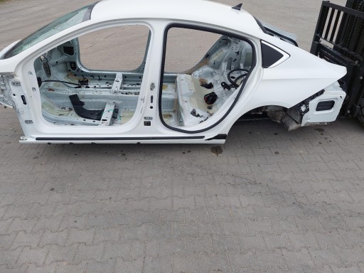 fender rear part rear left quarter left threshold pillar OPEL INSIGNIA B HB Z40R