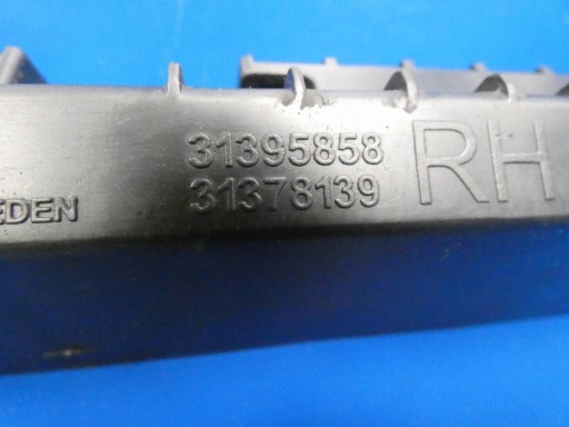 VOLVO XC90 II support holder bracket mouldings PROGOWEJ right rear part