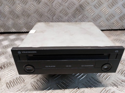 RADIO ODTWARZACZ BETA + CARICATORE CD + Comandi MULTIFUNKCJI VW BORA