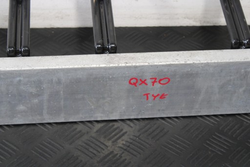 výztuha příčka pod nárazník záď INFINITI QX70