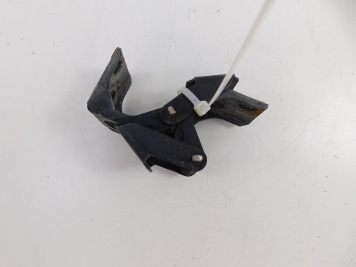 LIGIER JS50 ПЕТЛИ ЗАСЛОНКИ