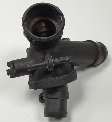 Корпус термостата MERCEDES GLK X204 A6512000615