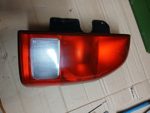 332/ - Grand vitara і правий задній ліхтар