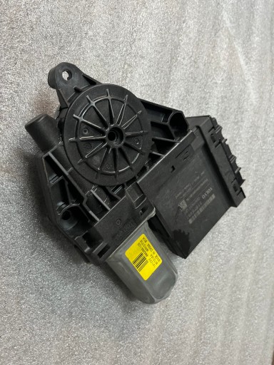 VOLVO XC90 II V90 модуль управления дверью 31676497