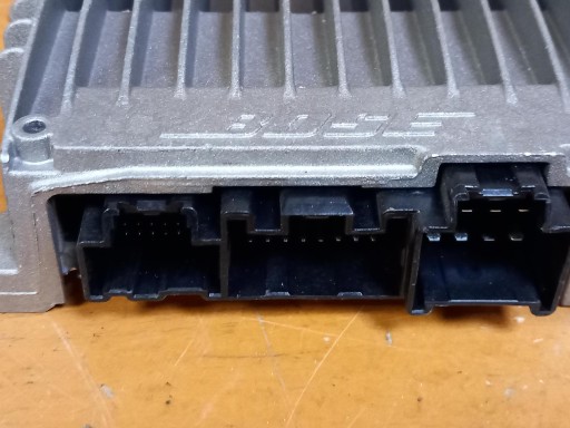 Amplificateur RADIA BOSE RENAULT SCENIC III 280633902R 08-16