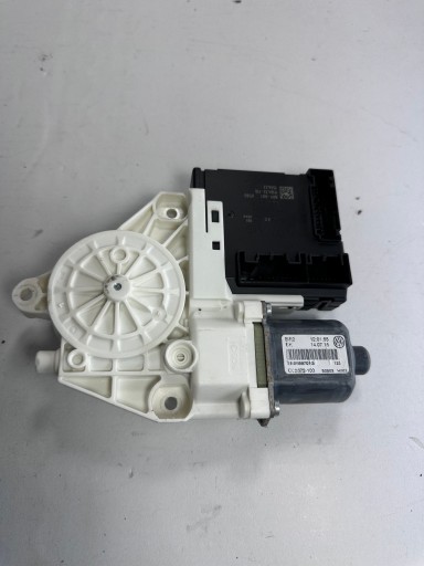 VW_GROUP_777 - Tiguan 5n двигун підйому двері віконний модуль лівий передній 3c0959793c 5n0959701g