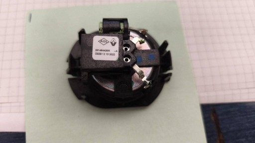 speaker centralny / door Renault Austral 281464425R