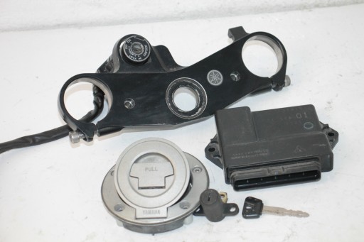 81 - Yamaha R1 02-03 rn09 замок запалювання