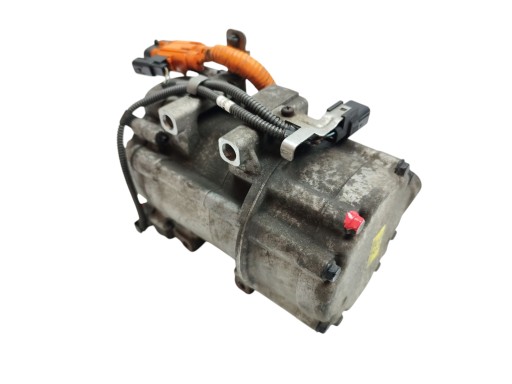 compressor of the air conditioning KIA OPTIMA III 2.0 CVVT HYBRID F502-TFBCA-03